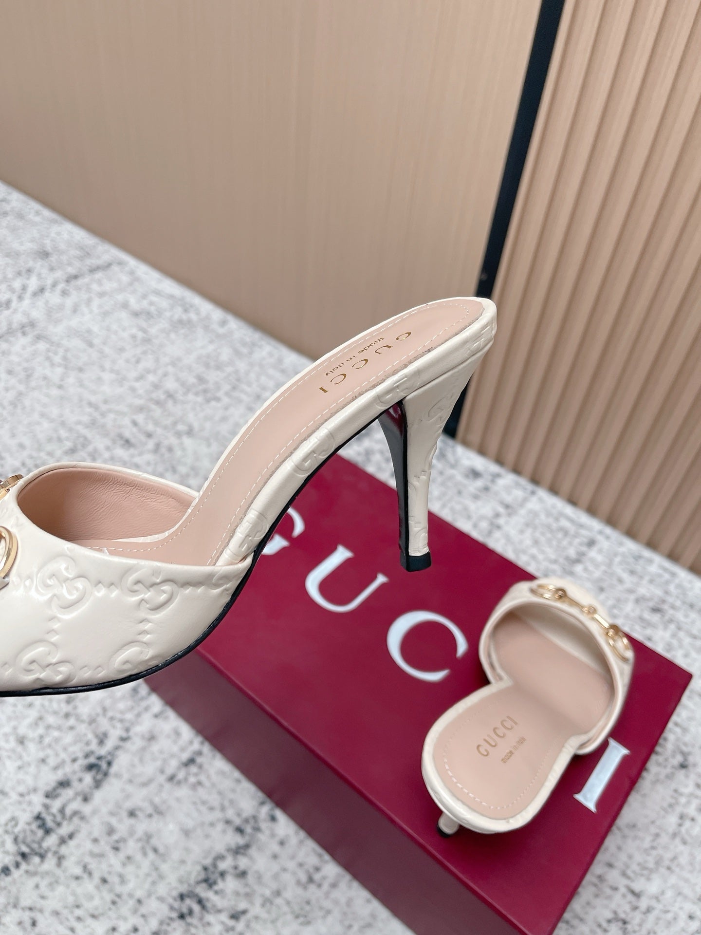 GUCCI 26S HIGH-HEEL SANDALS 85 MM IN CREAM WHITE CALFSKIN