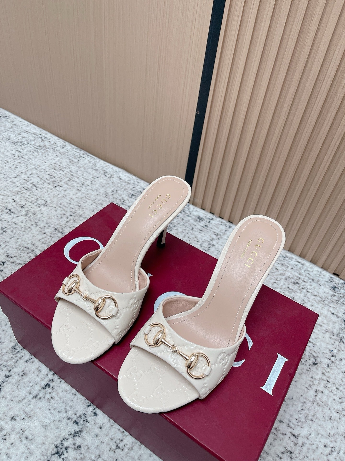 GUCCI 26S HIGH-HEEL SANDALS 85 MM IN CREAM WHITE CALFSKIN