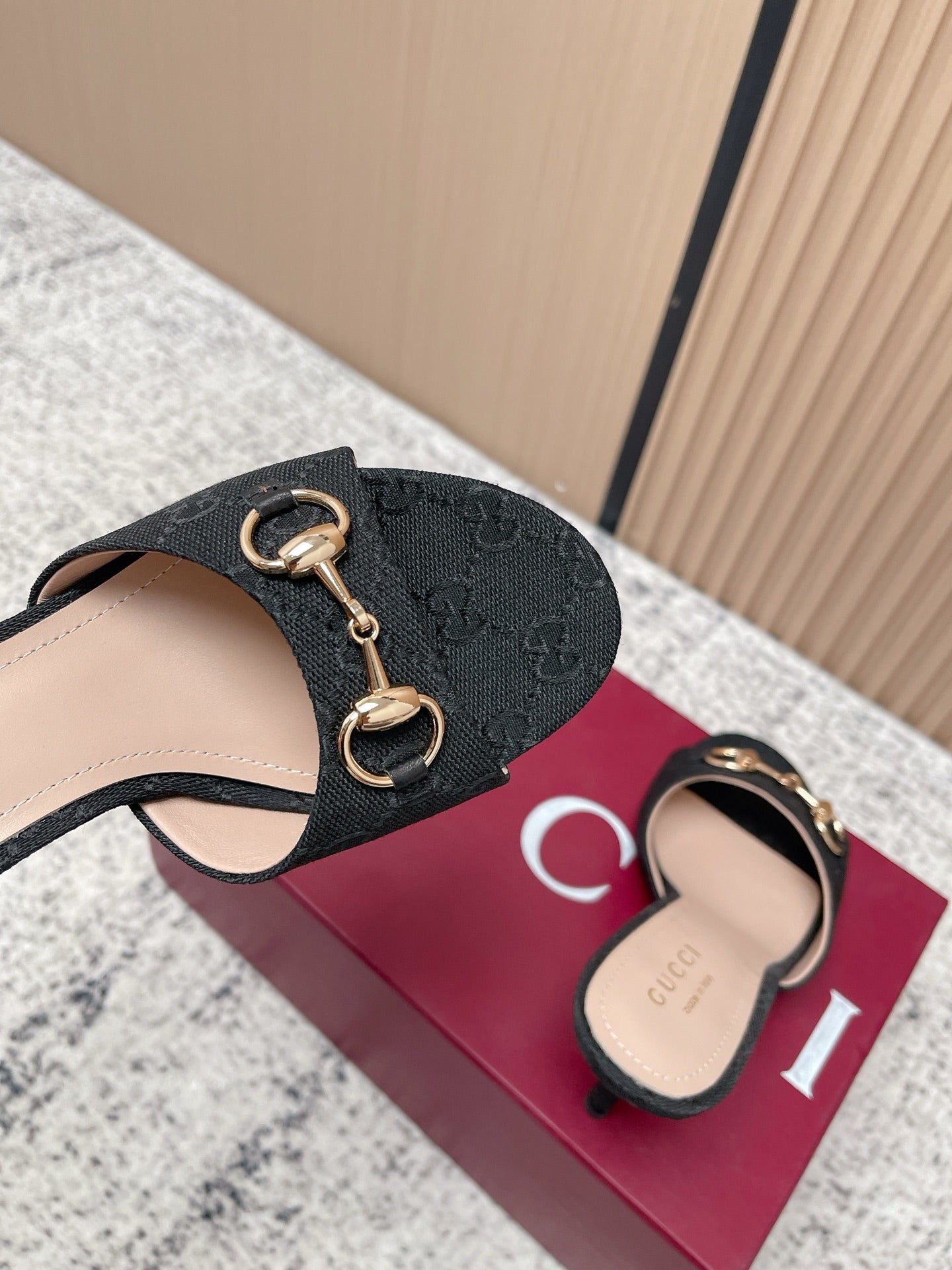 GUCCI 26S HIGH-HEEL SANDALS 85 MM IN BLACK CANVAS