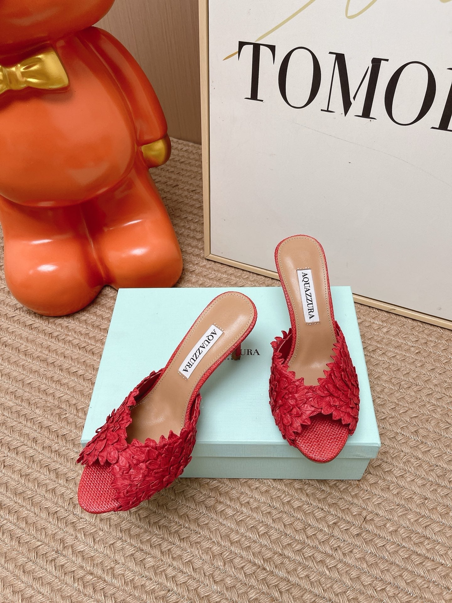 AQUAZZURA 26S HEELED MULES 80 MM IN RED WOVEN RAFFIA