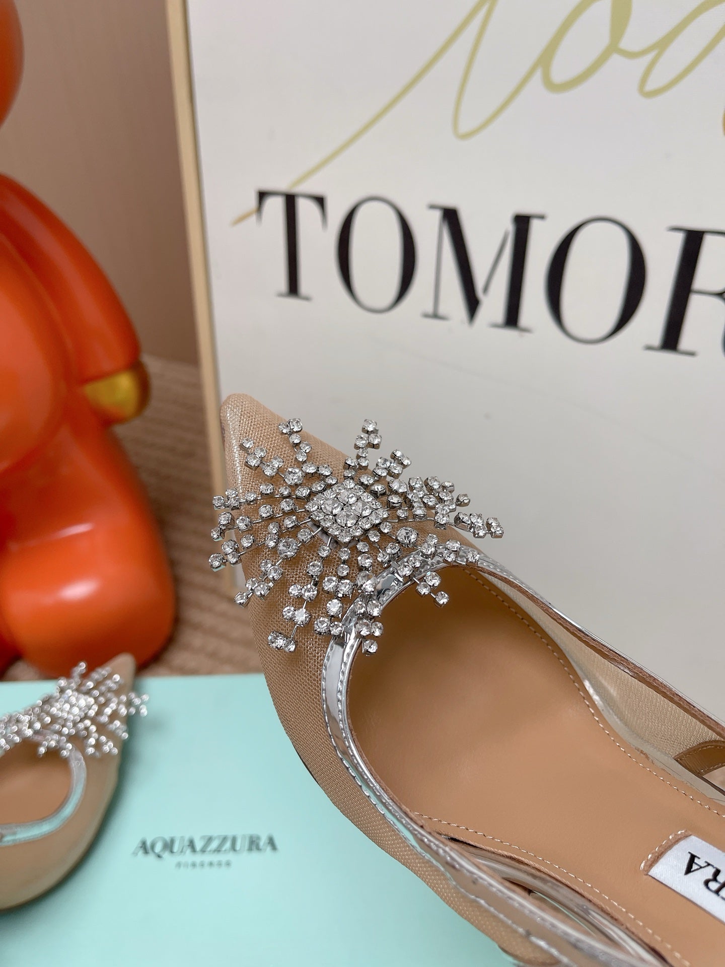 AQUAZZURA 26S POINTED-TOE SLINGBACK 105 MM IN SILVER LEATHER AND MESH CRYSTALS