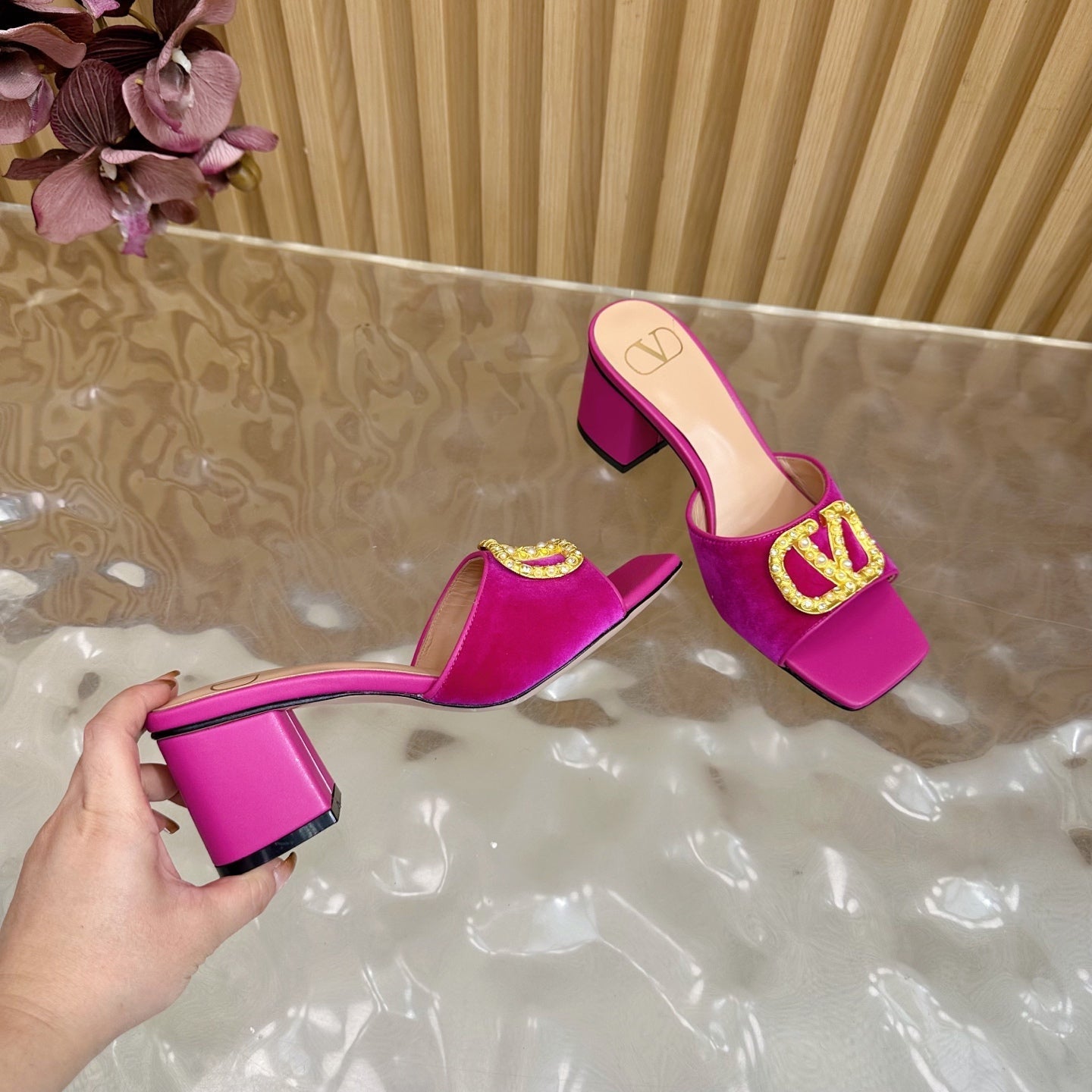 VALENTINO 25S HIGH-HEEL MULES 60 MM IN DARK PINK VELVET AND CALFSKIN WITH GOLD HARDWARE