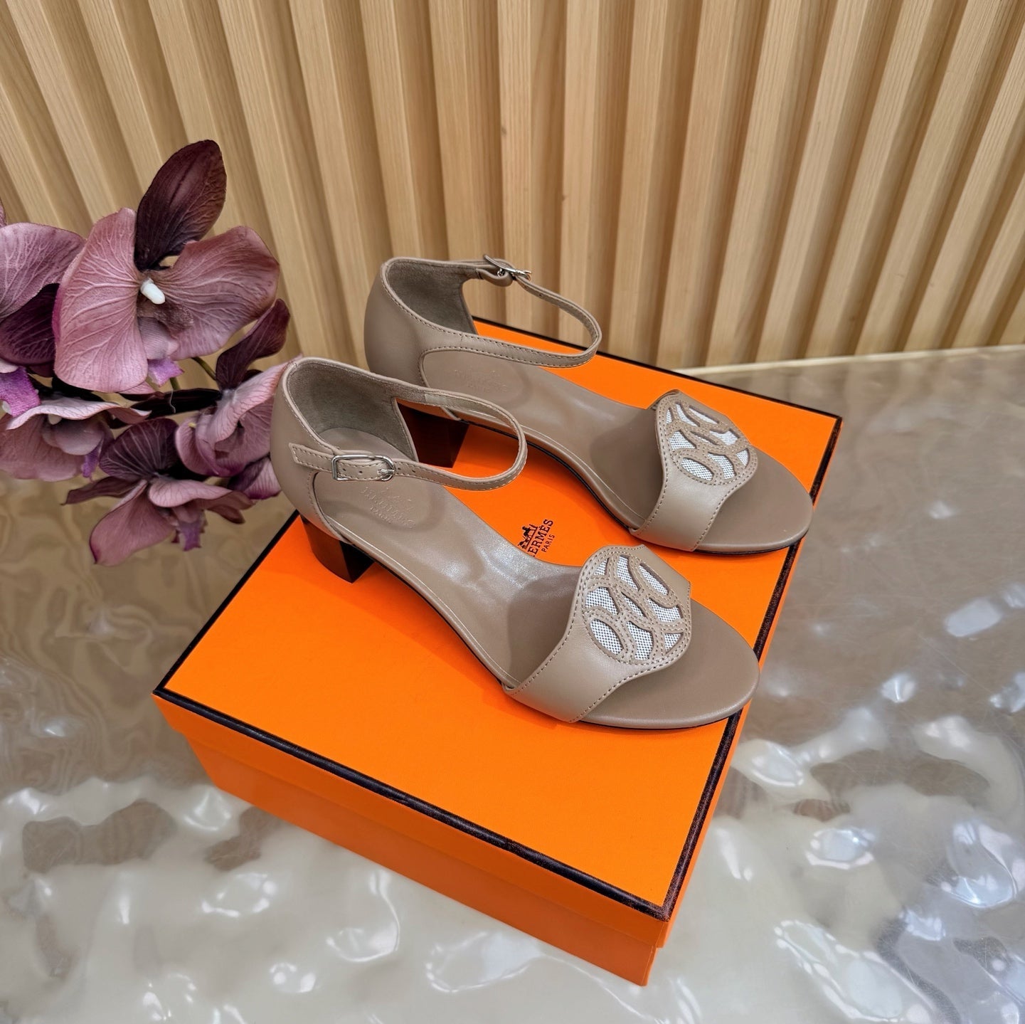 HM 26S MARQUISE SANDAL 45MM IN BROWN CALFSKIN