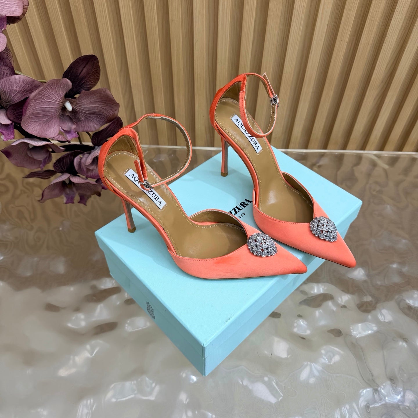 AQUAZZURA 26S POINTED-TOE HIGH HEELS 100 MM IN ORANGE SATIN