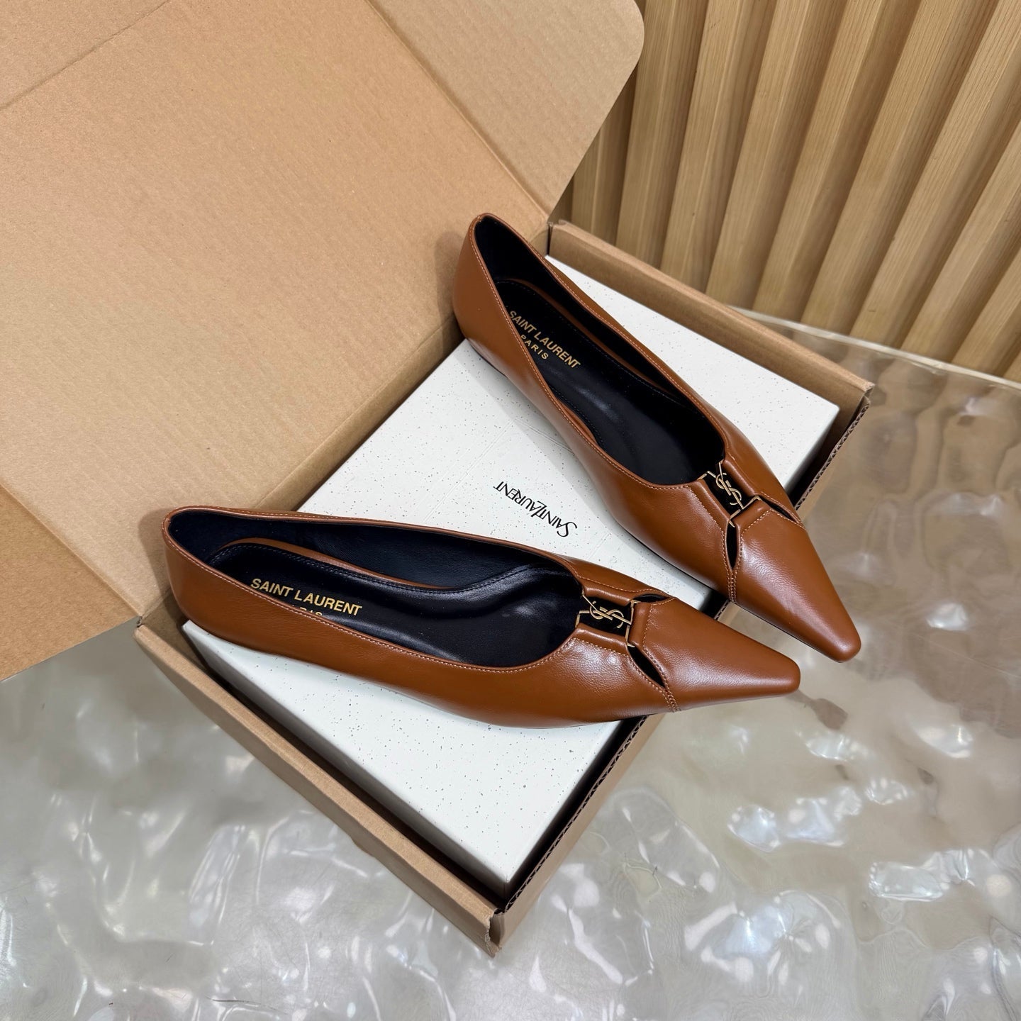 YSL 26S POINTED TOE FLATS IN BROWN GLOSSY CALFSKIN