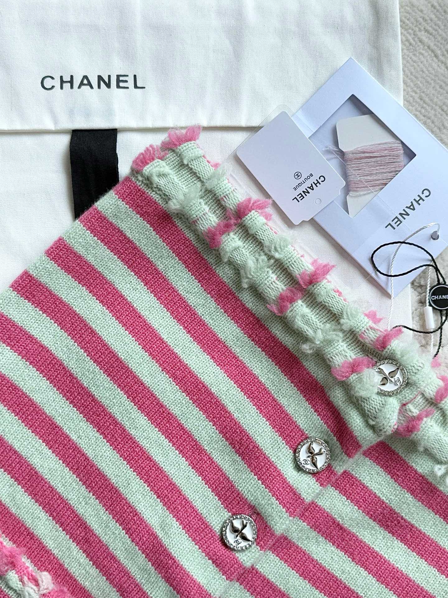 Chanel 25P Tube Top Pink Mix Green Cashmere 237316