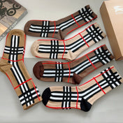 BURBERRY 26S CREW SOCKS 408690 (1 BOX)
