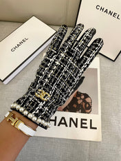GLOVES IN BLACK MIX WHITE WOOL TWEED AND SHEEPSKIN 463846