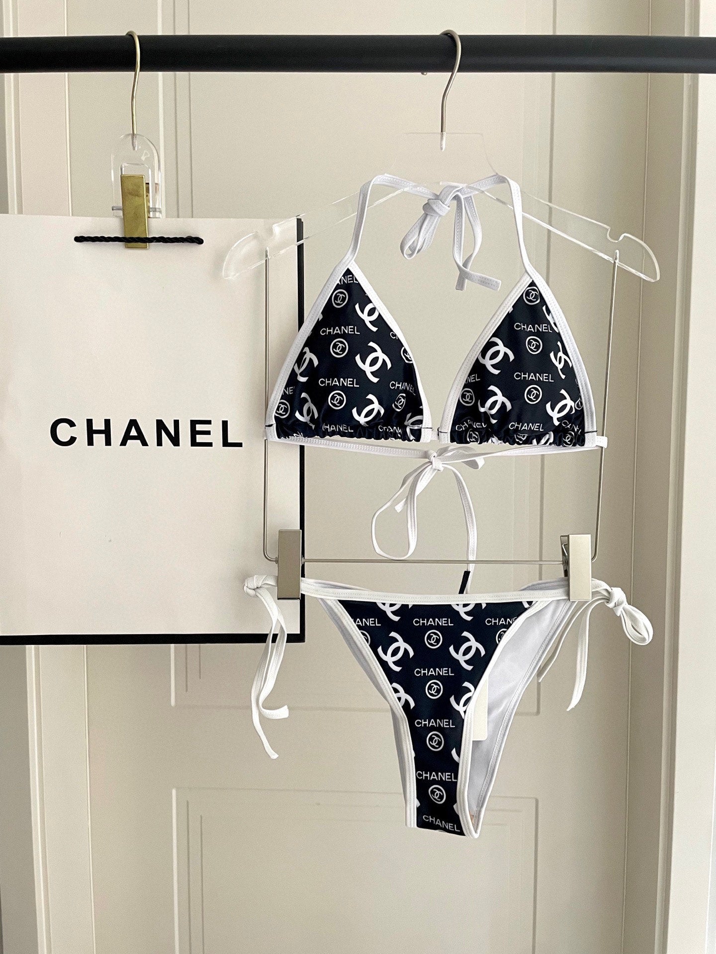 BIKINI SWIMSUIT IN BLACK AND WHITE AND PRINTED 627825