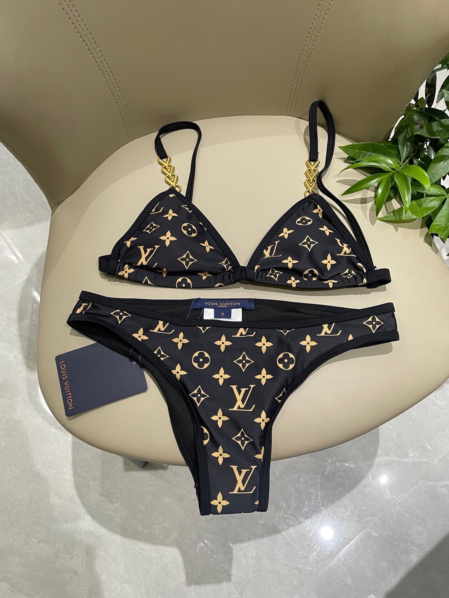 LV BIKINI 25S TWO PIECE IN 742666