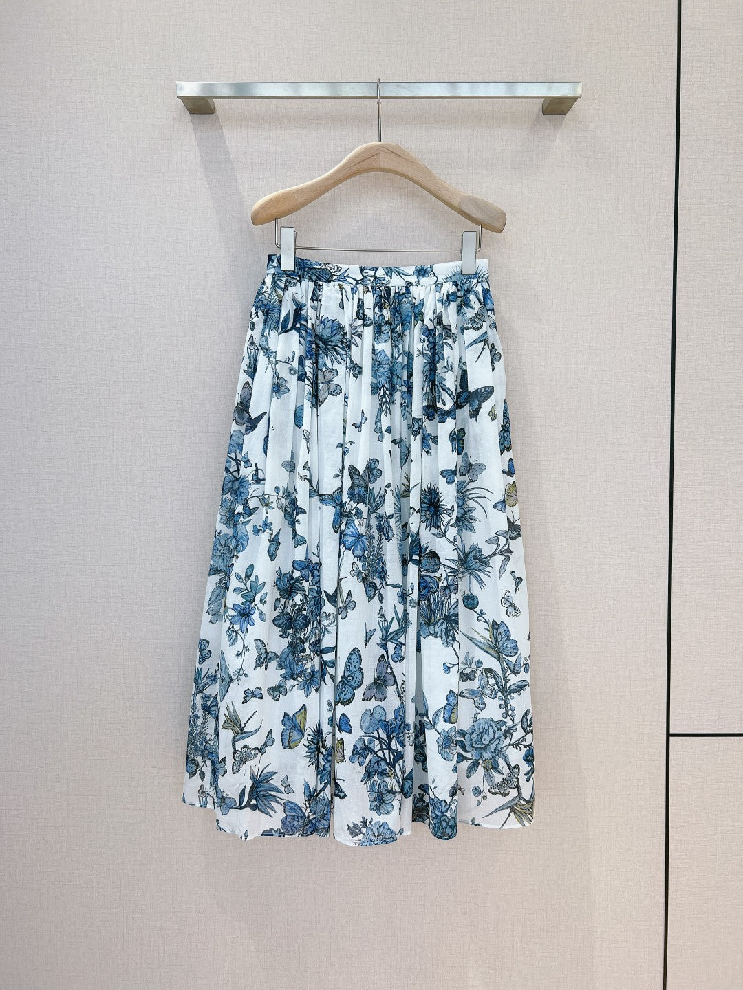 DIOR 26S KNEE-LENGTH SKIRT 1102