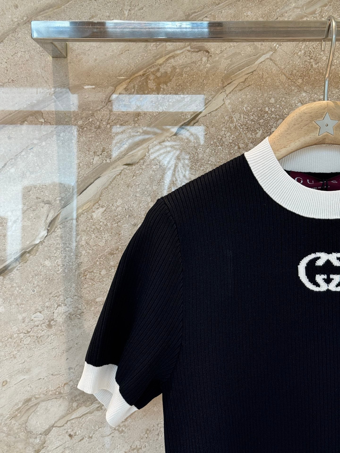 GUCCI 26S SHORT-SLEEVE SWEATER 72