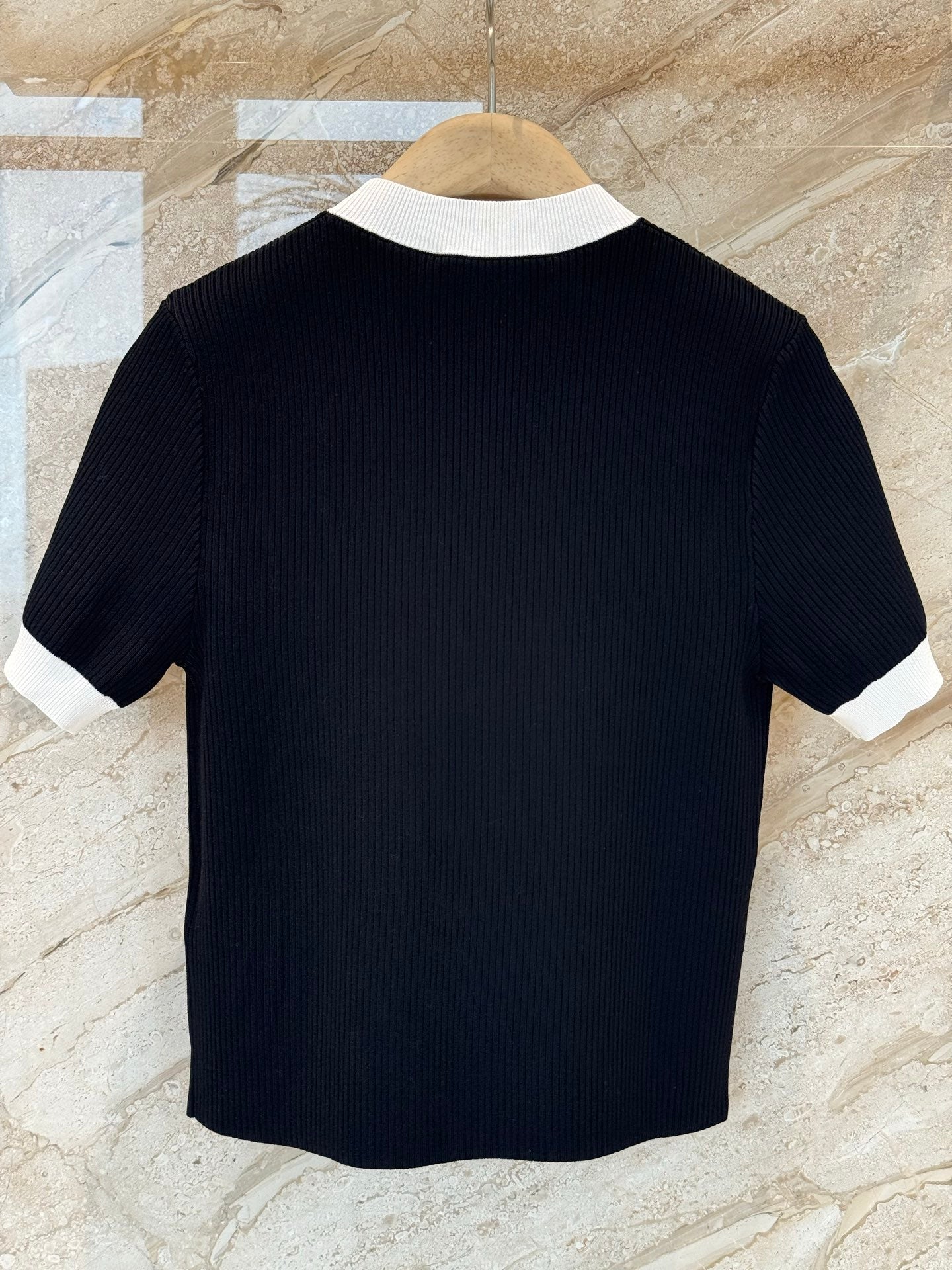 GUCCI 26S SHORT-SLEEVE SWEATER 72