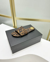 CARLYLE SLIDES IN LEOPARD GROSGRAIN BLACK GOLD