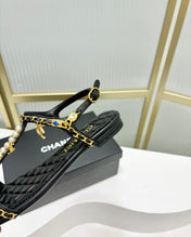 SANDALS PEARL CHAIN IN BLACK COWHIDE