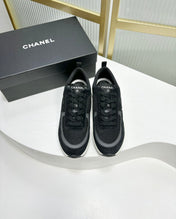 SNEAKER IN BLACK SUEDE AND BREATHABLE MESH