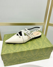 STRAPPY FLAT SLINGBACK IN WHITE GLOSSY CALFSKIN