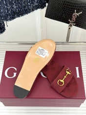 SLIDE SANDALS IN RED FABRIC EMBOSSED LOGO