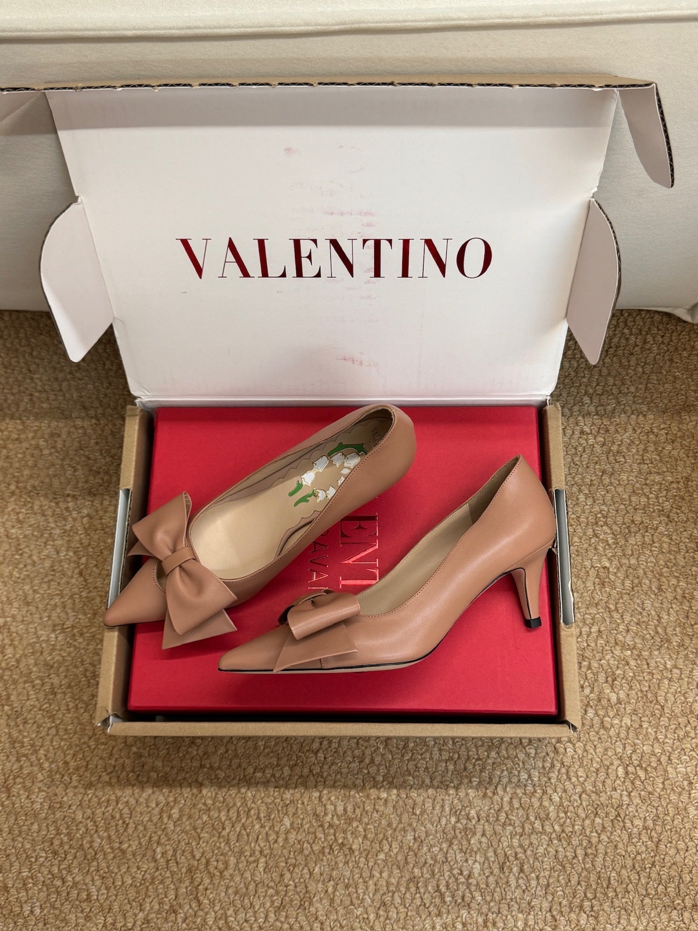 VALENTINO 26S HIGH HEEL SHOES IN NUDE PINK CALFSKIN WITH BOW