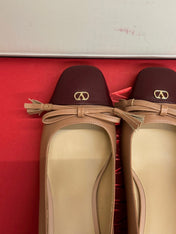 VALENTINO 26S HEELED BALLET FLATS IN BROWN CALFSKIN
