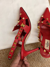 VALENTINO 26S ROCKSTUD SLINGBACK HEELS IN RED CALFSKIN