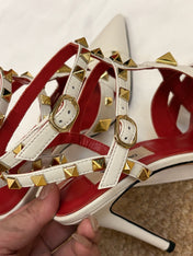 VALENTINO 26S OCKSTUD HEELS IN OFF-WHITE CALFSKIN