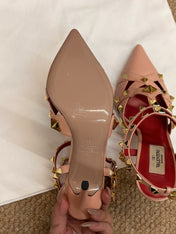 VALENTINO 26S OCKSTUD HEELS IN NUDE PEACH CALFSKIN