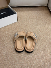 CHANEL 26S SLIDE SANDALS IN BEIGE QUILTED CALFSKIN SILVER HARDWARE