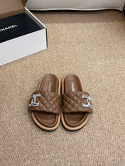 CHANEL 26S SLIDE SANDALS IN BROWN QUILTED CALFSKIN SILVER HARDWARE