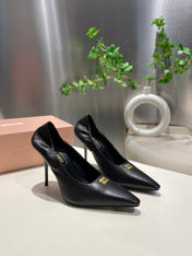 POINTED-TOE HIGH HEEL PUMPS IN BLACK SMOOTH LAMBSKIN