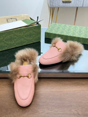 HORSEBIT MULE IN LIGHT PINK CALFSKIN AND LAMB WOOL LINING