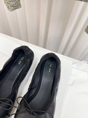 THE ROW 26S BALLET FLATS IN BLACK CALFSKIN ELASTIC TRIM WITH BOW