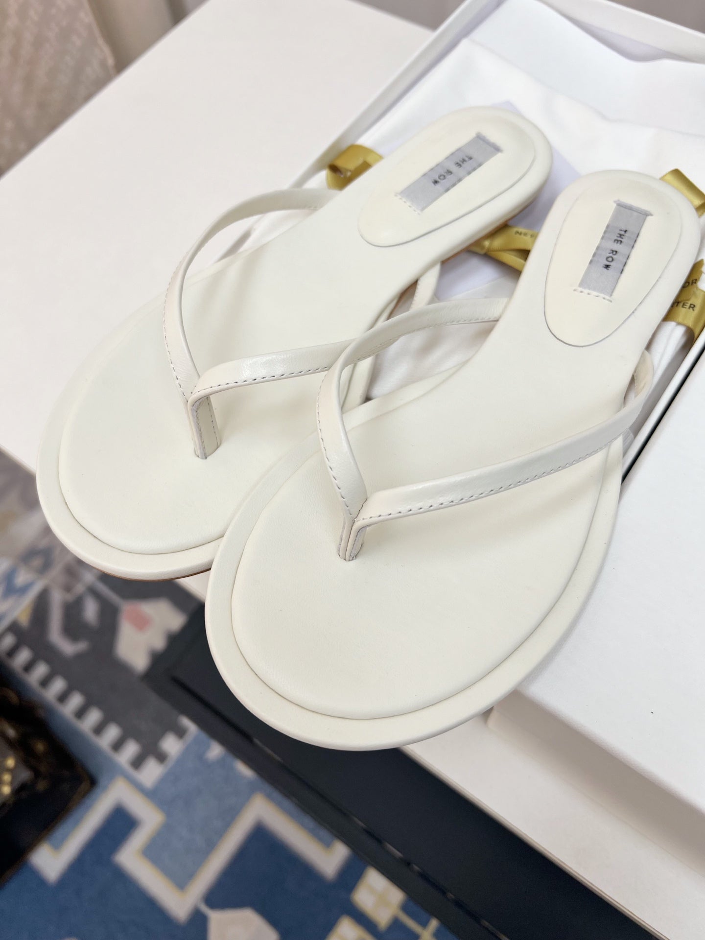 THE ROW 26S THONG SANDALS IN WHITE CALFSKIN