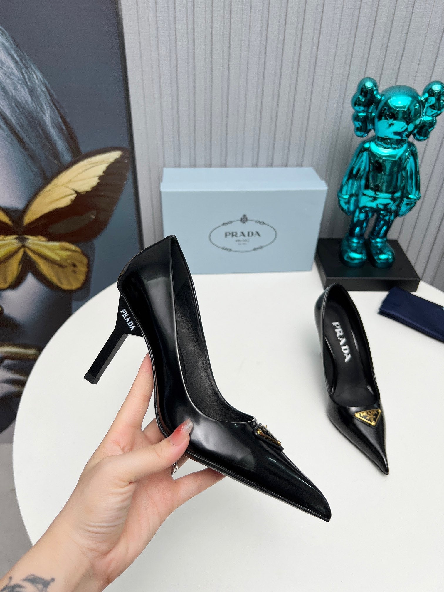PRADA 26S POINTED TOE PUMPS STILETTO HEEL 80MM IN BLACK SHINE CALFSKIN