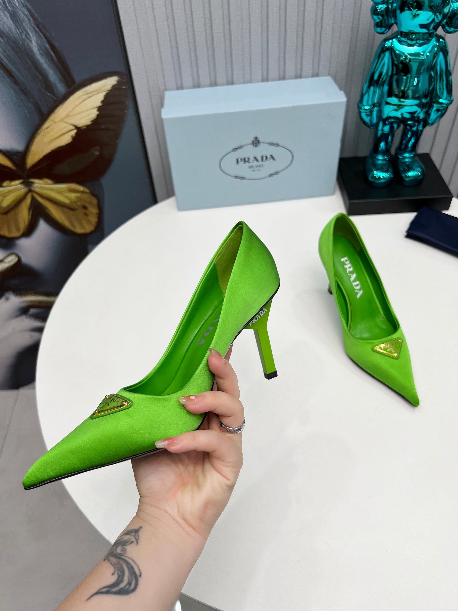 PRADA 26S POINTED TOE PUMPS STILETTO HEEL 80MM IN LIME GREEN SATIN