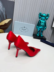 HIGH-HEEL PUMPS IN RED SATIN