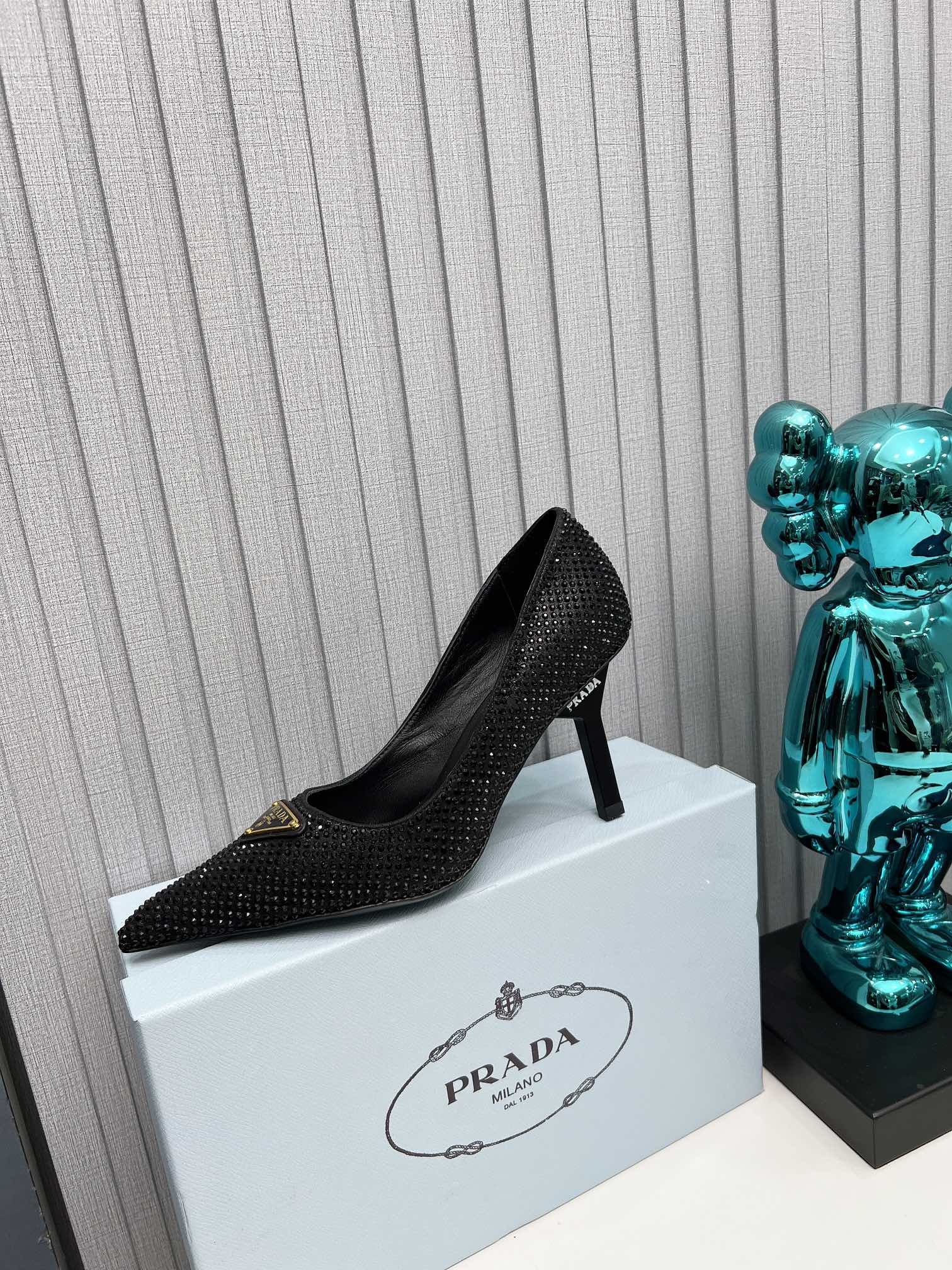 PRADA 26S POINTED TOE PUMPS STILETTO HEEL 80MM IN BLACK CRYSTAL EMBELLISHED