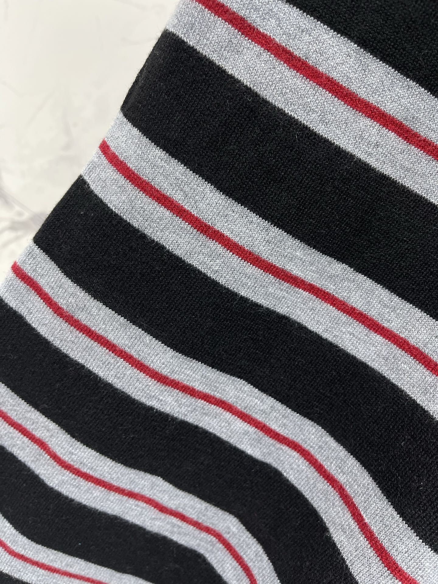 CELINE 26S V NECK SHORT SLEEVE T-SHIRT 206