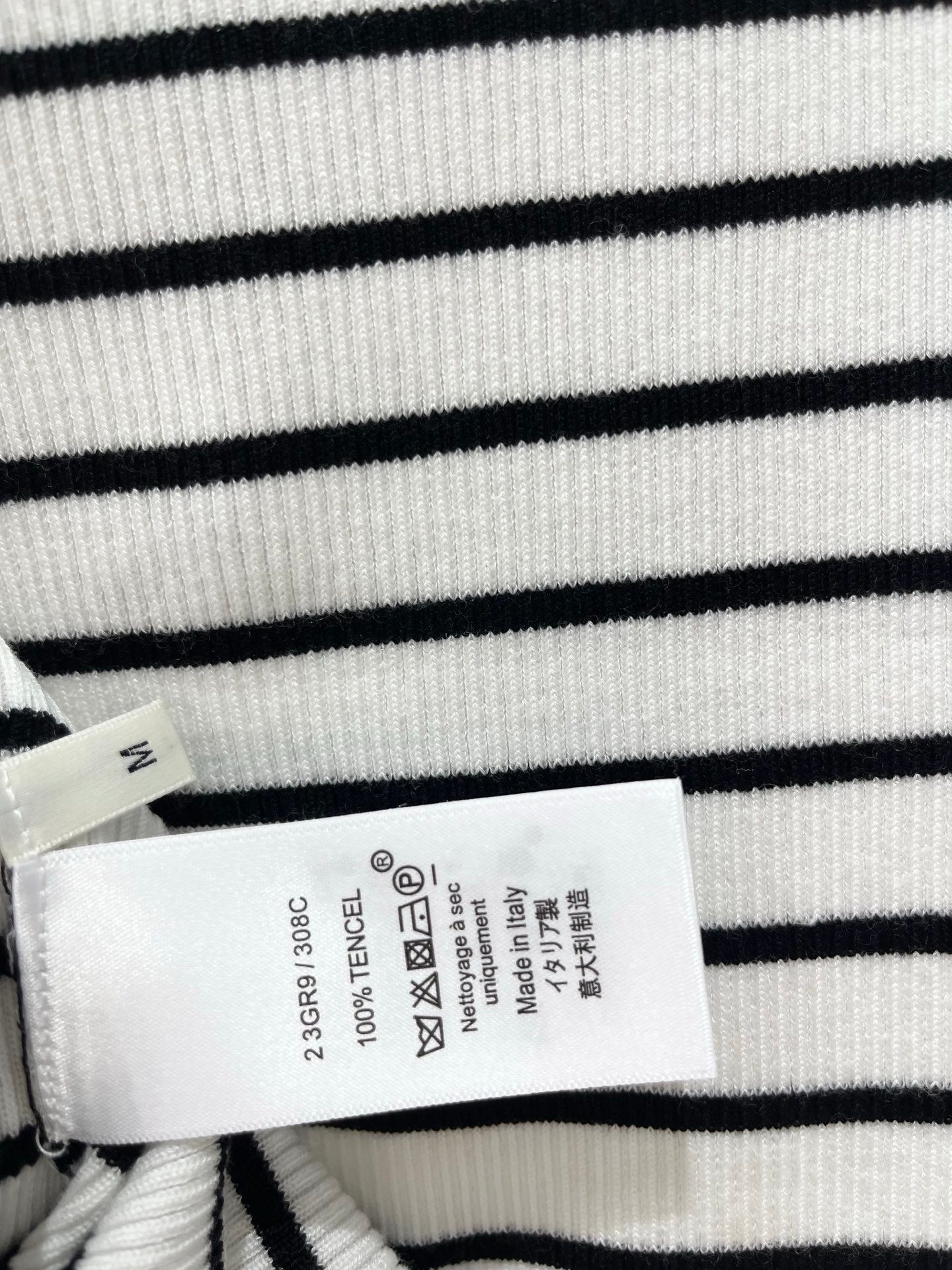 CELINE 26S SHORT SLEEVE KNIT SHIRT 303