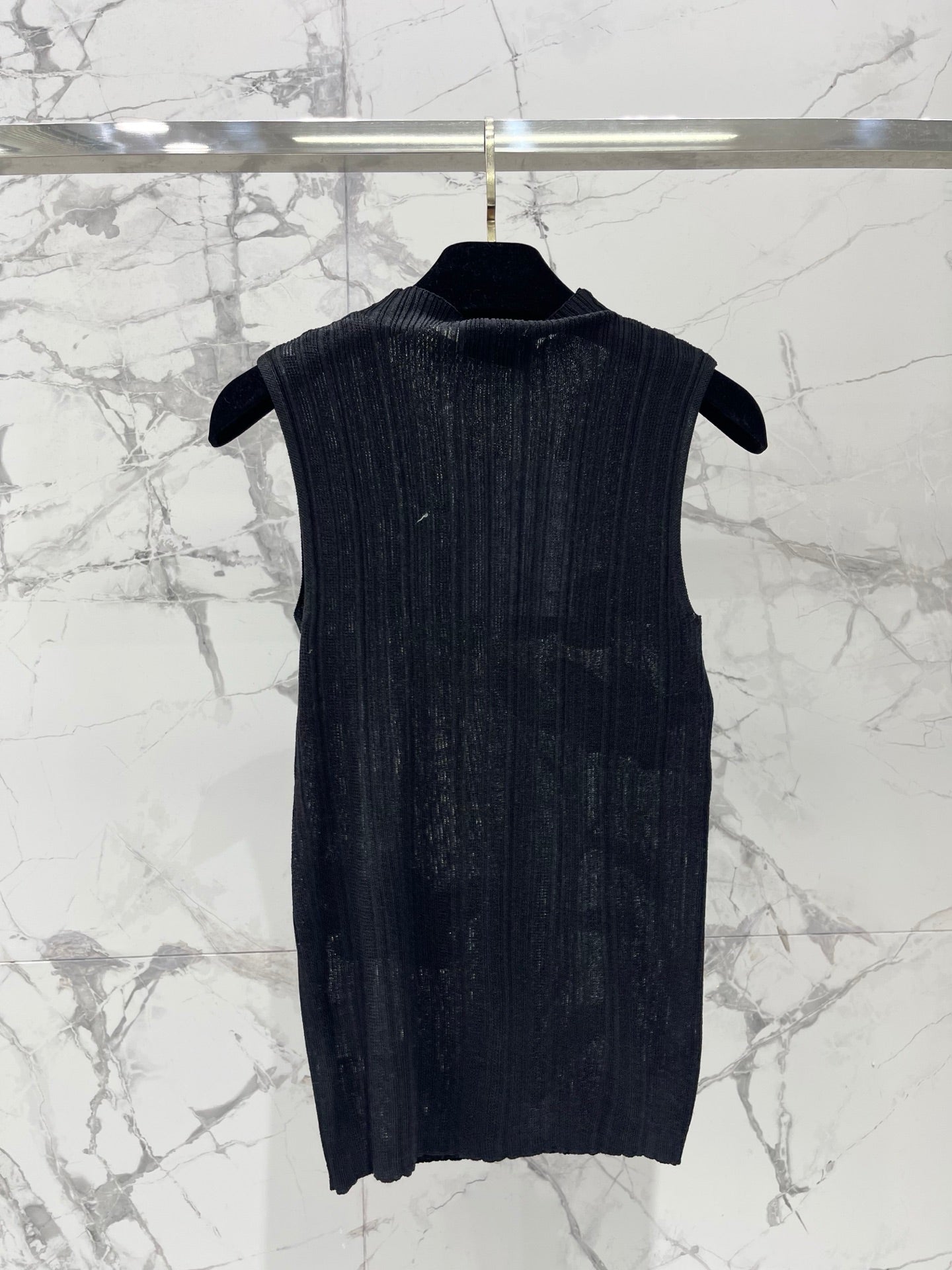 CHANEL 26S SLEEVELESS KNIT TOP 1317