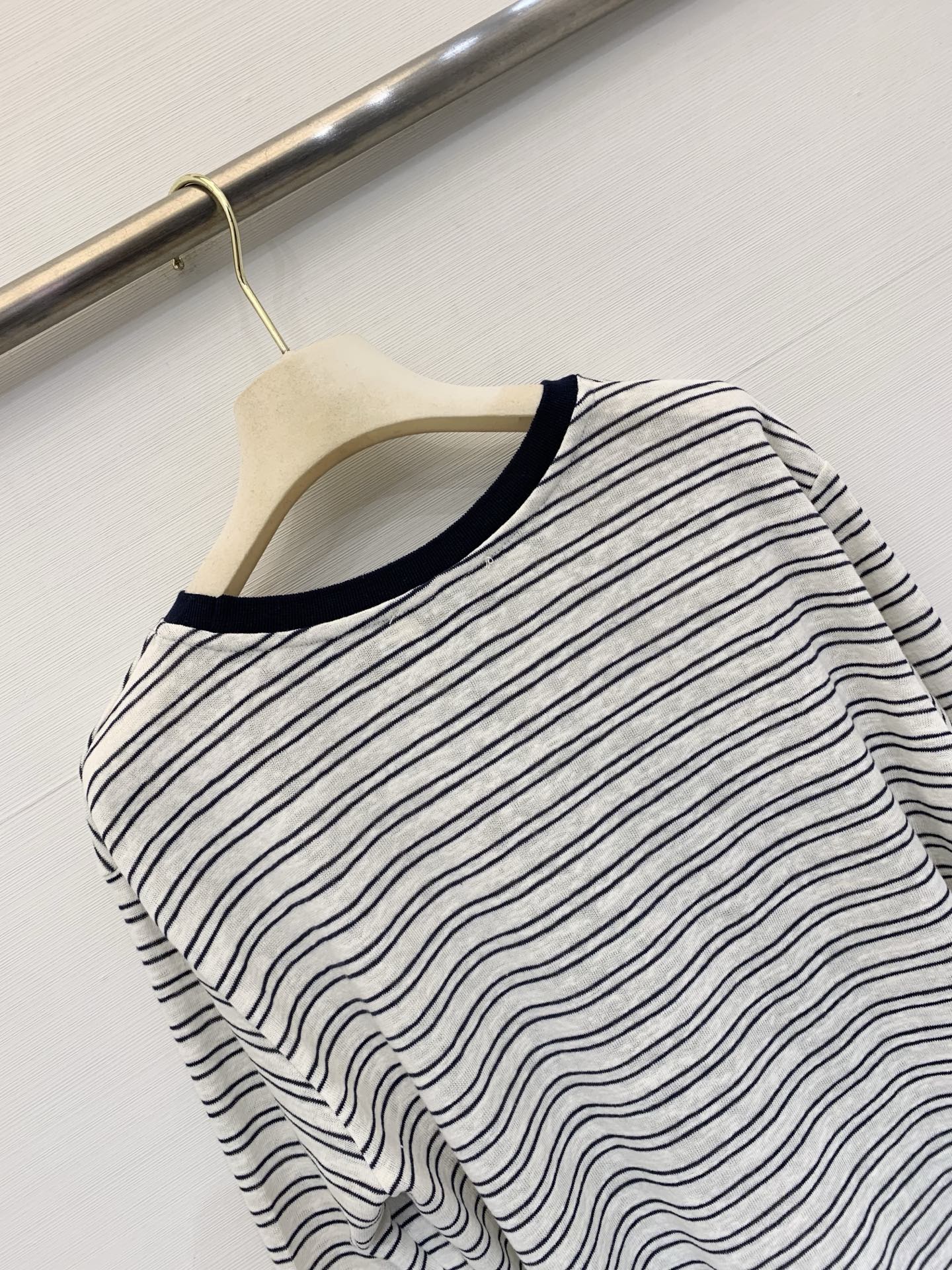 MIUMIU 26S LONG SLEEVED T-SHIRT 920