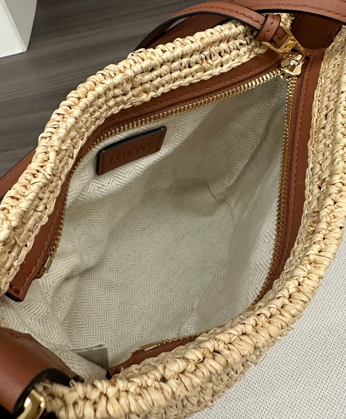 LOEWE 25S SLIT POCHETTE BAG 27 IN NATURAL CALFSKIN SHOULDER STRAP