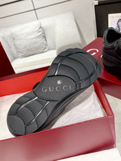GG WAVE SNEAKER IN BLACK CALFSKIN