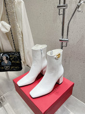 VLOGO SIGNATURE WHITE CALFSKIN ANKLE BOOT 75 MM