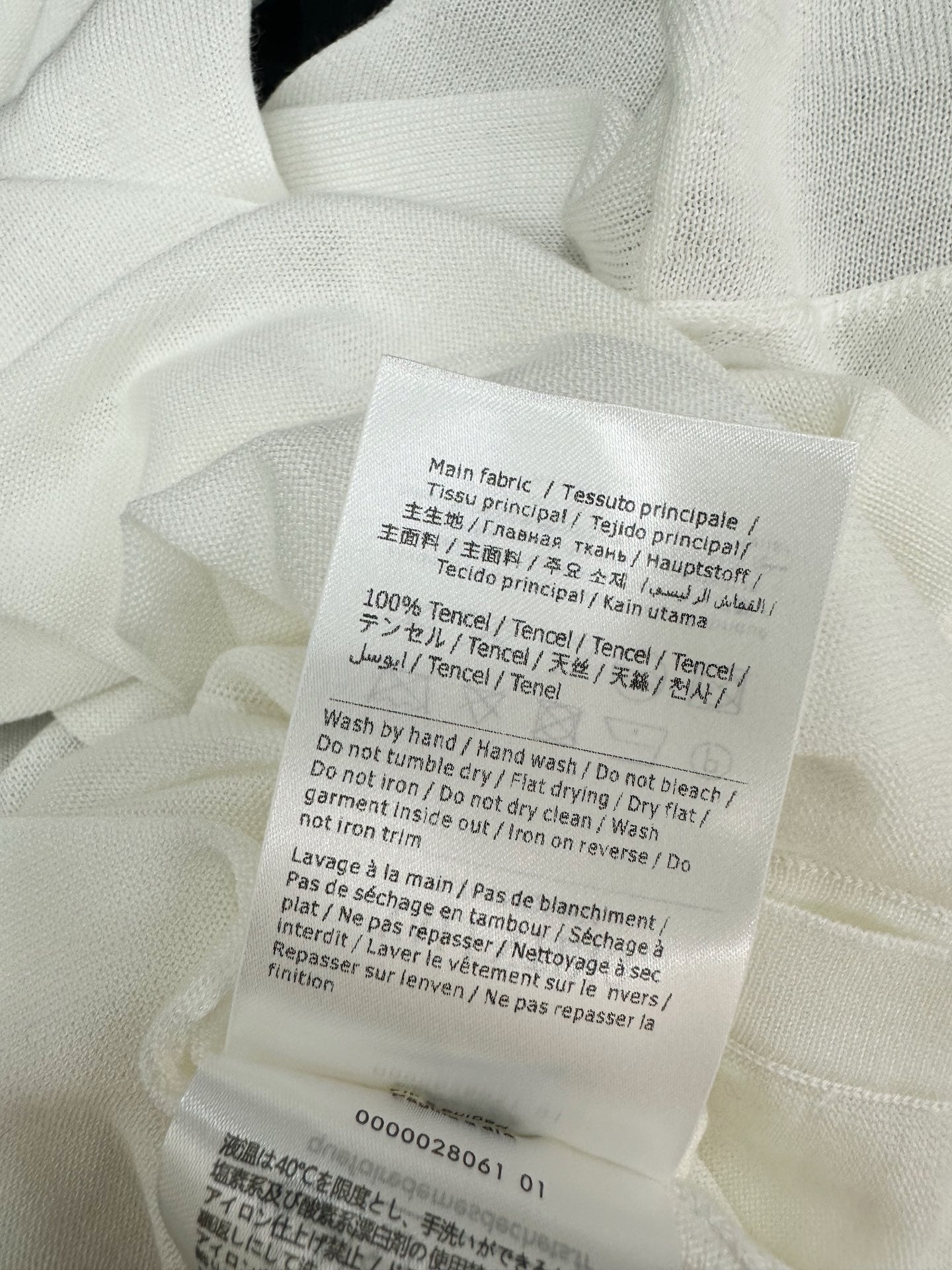 VALENTINO 26S ROUND-NECK KNIT CARDIGAN 400