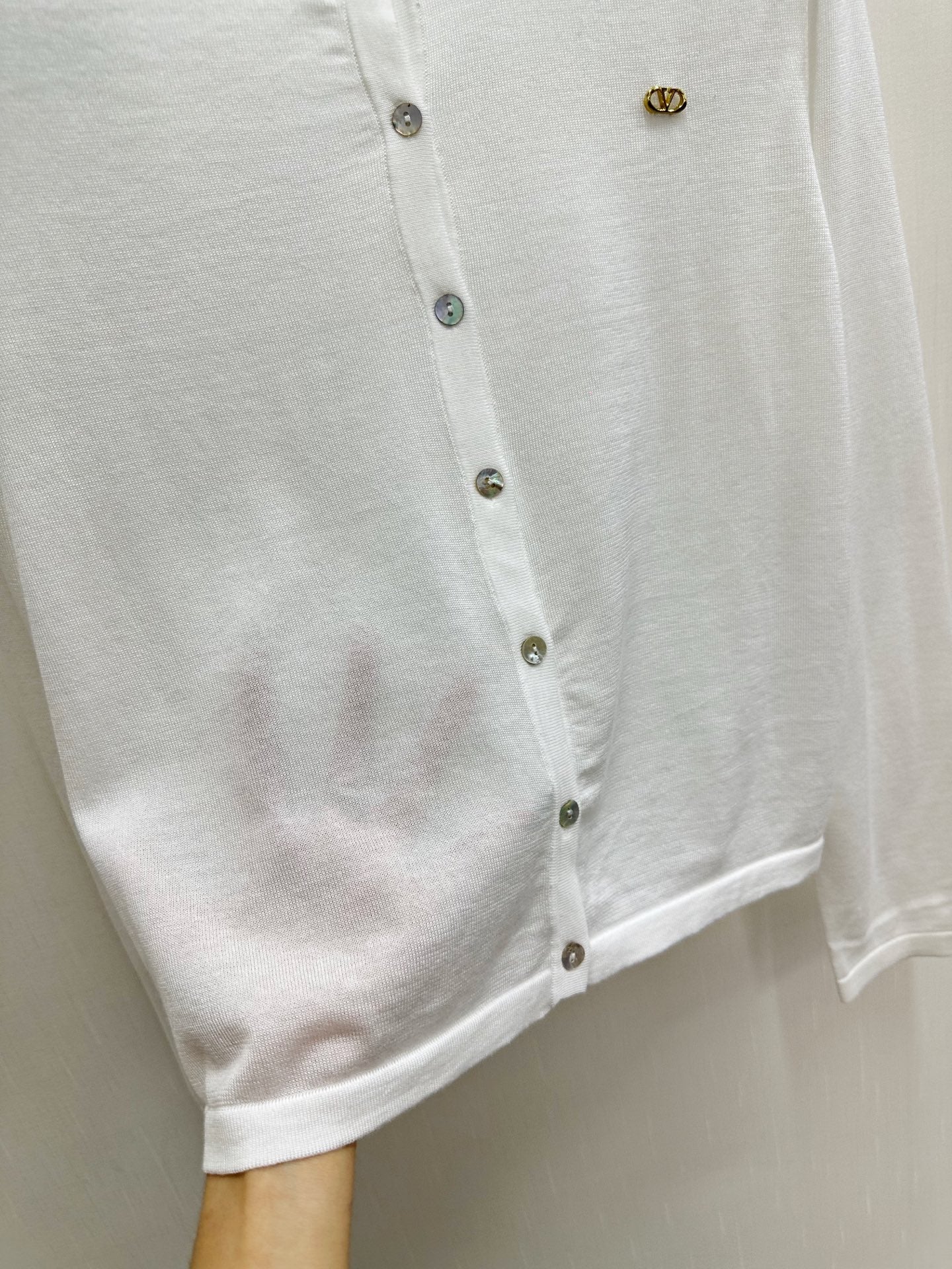 VALENTINO 26S ROUND-NECK KNIT CARDIGAN 400