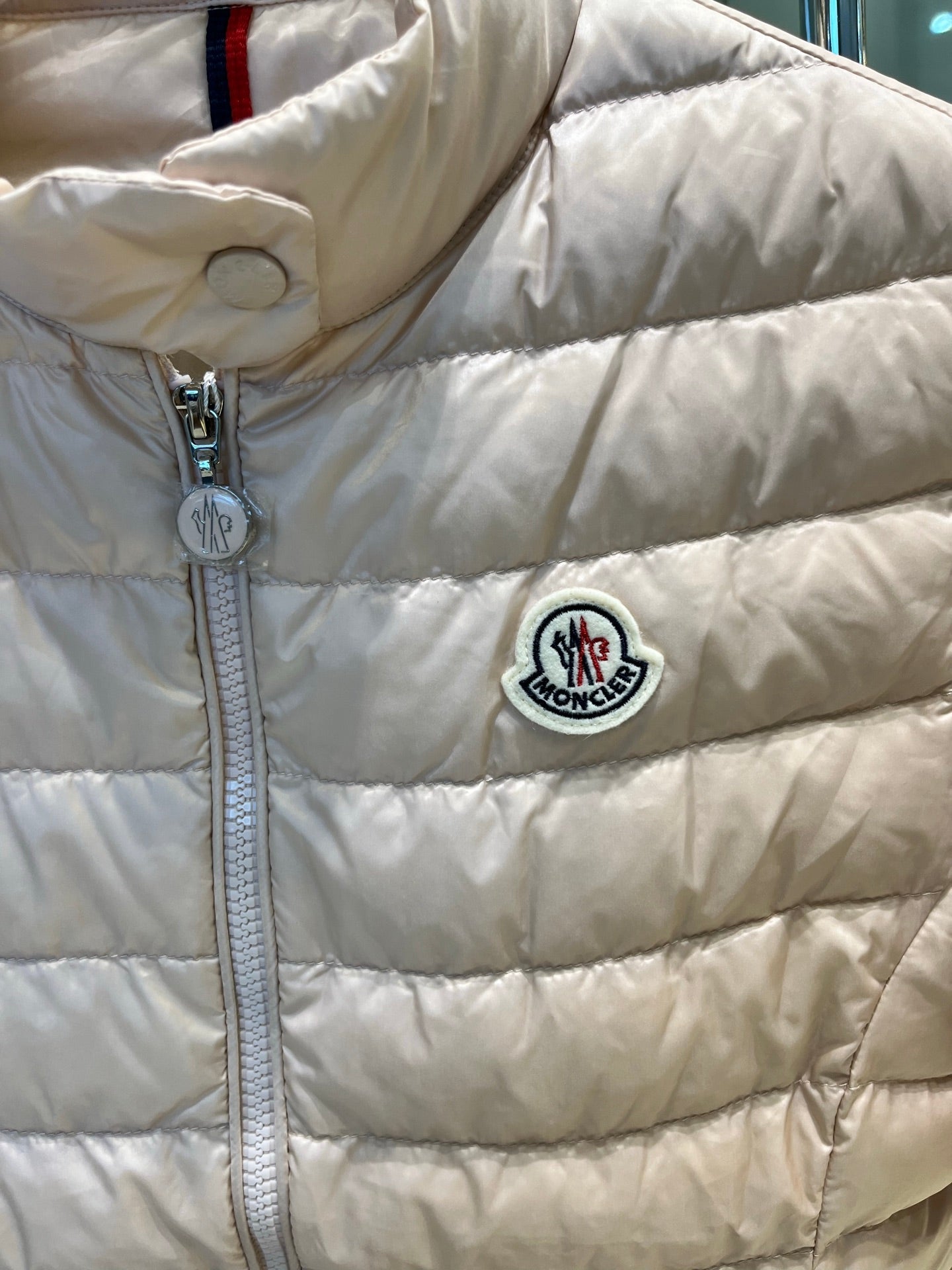 MONCLER 25S DOWN VEST IN BEIGE 009
