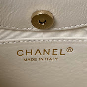 CHANEL 25S TOP HANDLE 20 CM IN CREAM WHITE LAMBSKIN