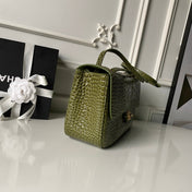 CHANEL 26S CC LOGO SHOULDER BAG 32 IN OLIVE GREEN CROCODILE-EMBOSSED CALFSKIN GOLD HARDWARE