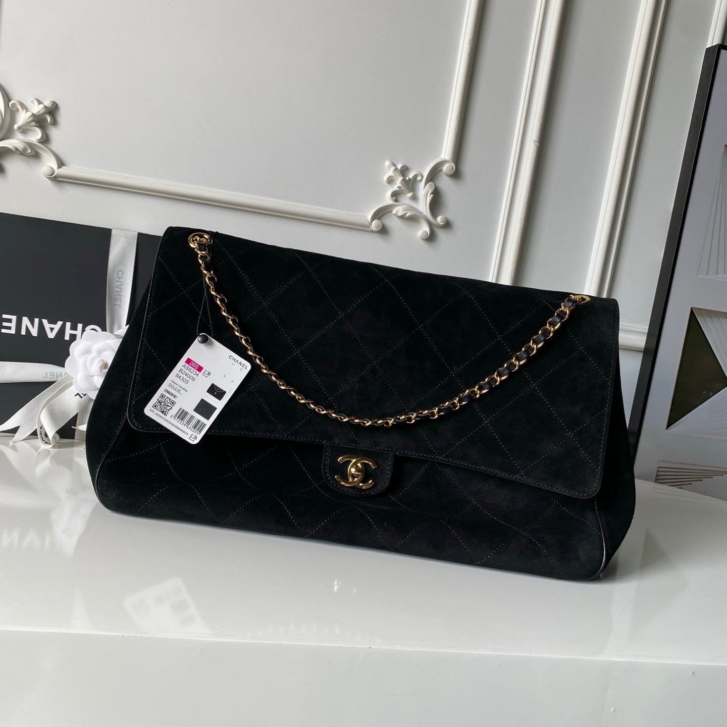 CHANEL 26S CLASSIC FLAP MEDIUM 39 IN BLACK QUILTED SUEDE AND CALFSKIN GOLD HARDWARE